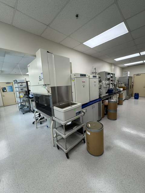Convergence Labs Wet Lab Workspace Overview